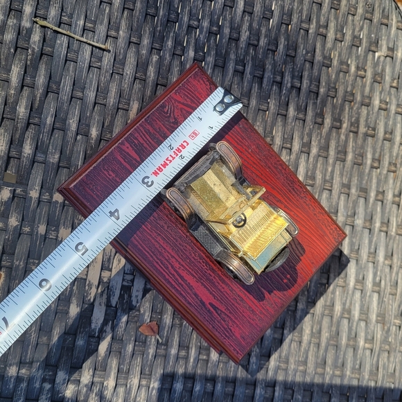 Vintage Playing Card Storage Box 1917 Ford Gold Metal Model Car Faux wooden Box - Picture 9 of 10
